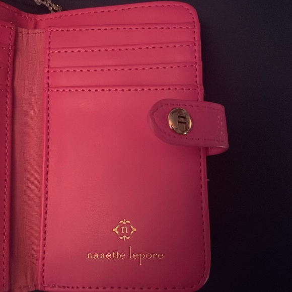 Nanette Lepore Pink wallet ๐ณ ๐ - Picture 3 of 8